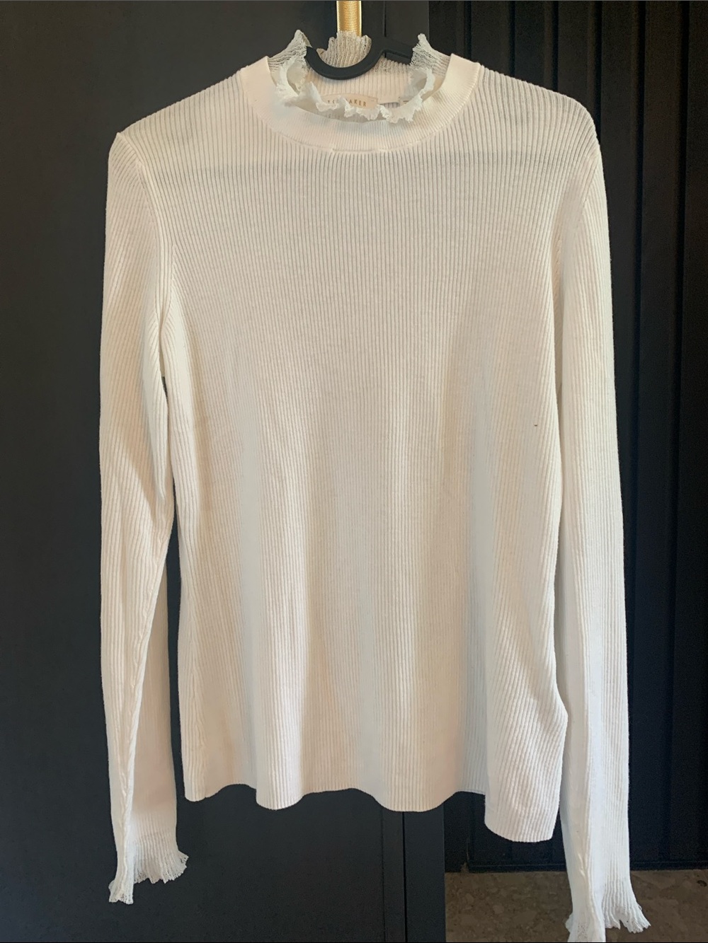 TED Baker sweater in off-white colour size 4 (L-XL)